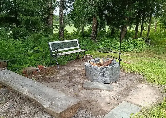 شقة Hideaway For Season, Hot Tube, Two Saunas